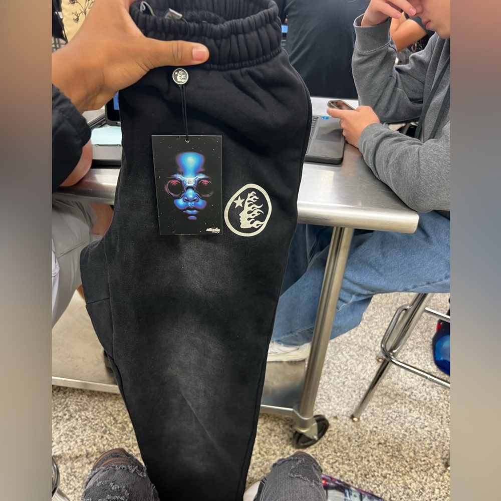Black hell star sweatpants